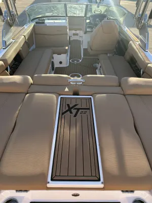 2021-mastercraft-xt22-138900-image4.webp