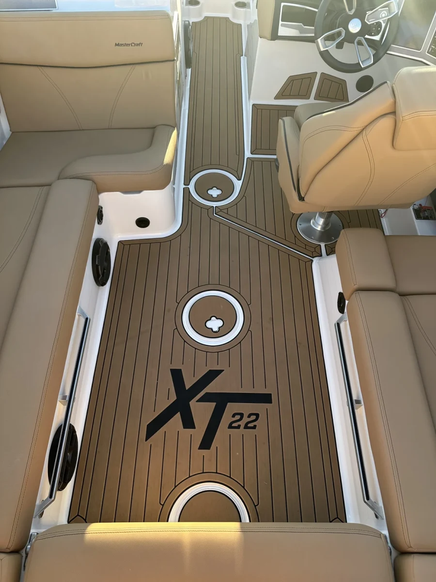 2021-mastercraft-xt22-138900-image5.webp
