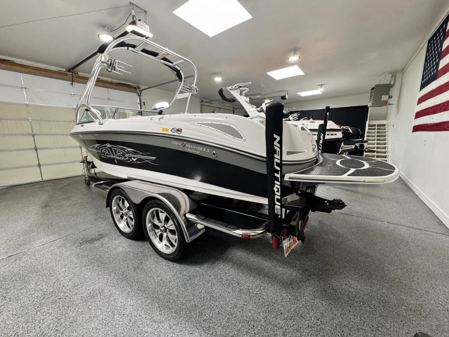 2007 Nautique SV-211 Team Edition Surf Ready with Evolution Tabs