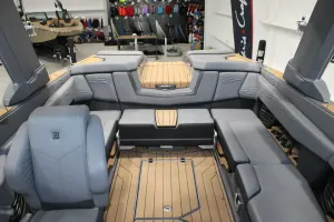 2025-nautique-g23-138914-image8.webp