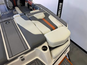 2023-mastercraft-xt22t-138933-image11