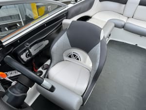 2011-mastercraft-x25-138945-image16