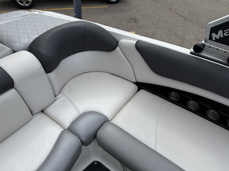 2011-mastercraft-x25-138945-image19