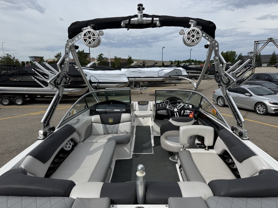 2011-mastercraft-x25-138945-image7