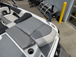 2011-mastercraft-x25-138945-image8
