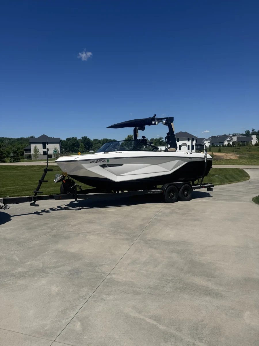 2023-nautique-g23-138976-image5.webp