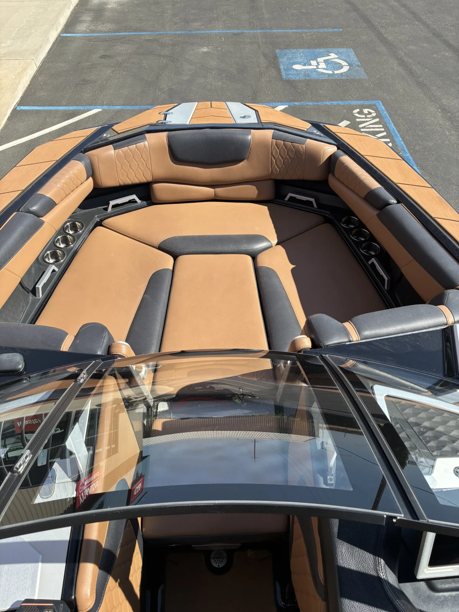 2022 Malibu M240