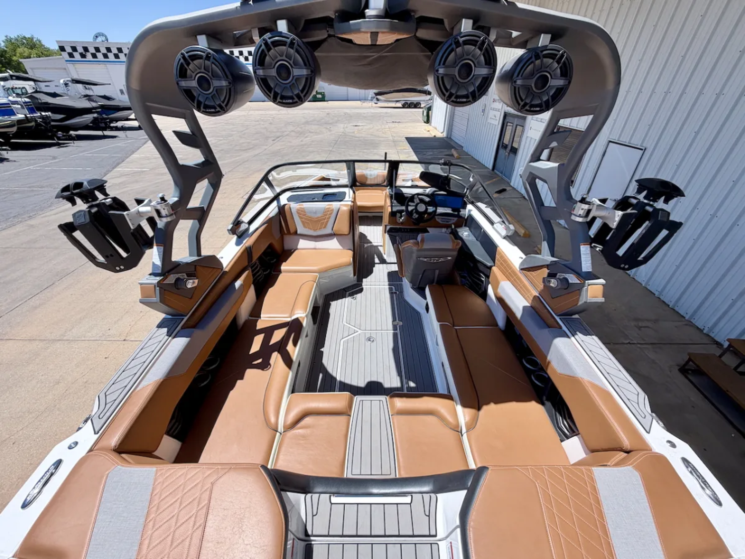 2021 Nautique G23