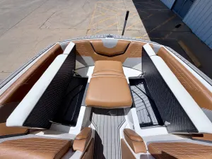 2021-nautique-g23-138991-image15.webp