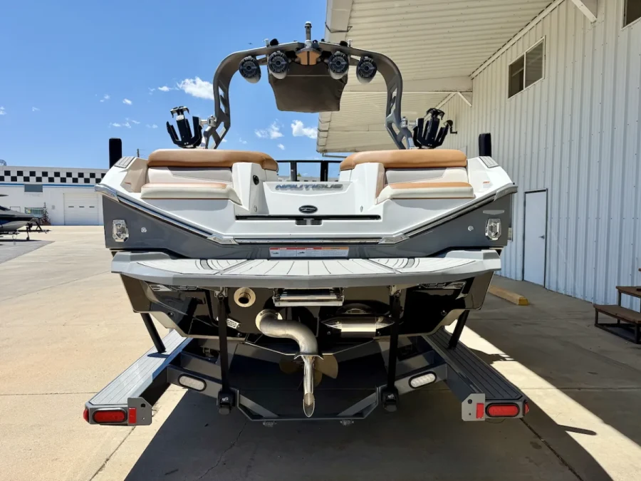 2021-nautique-g23-138991-image3.webp