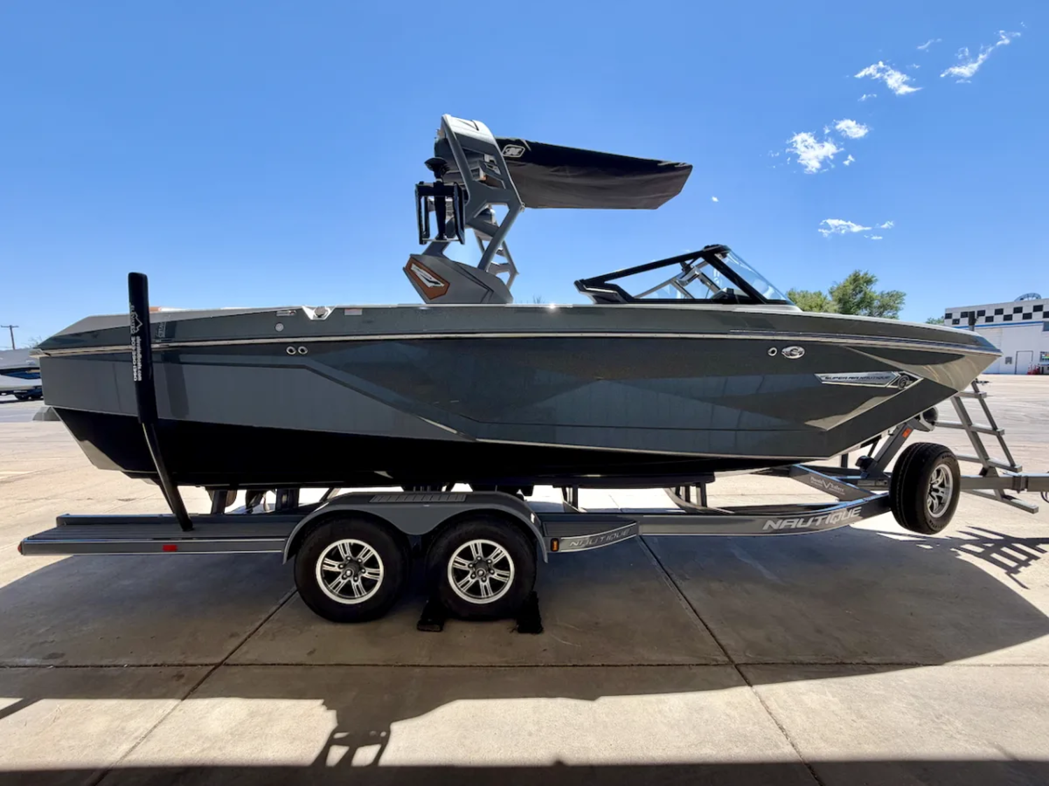 2021 Nautique G23