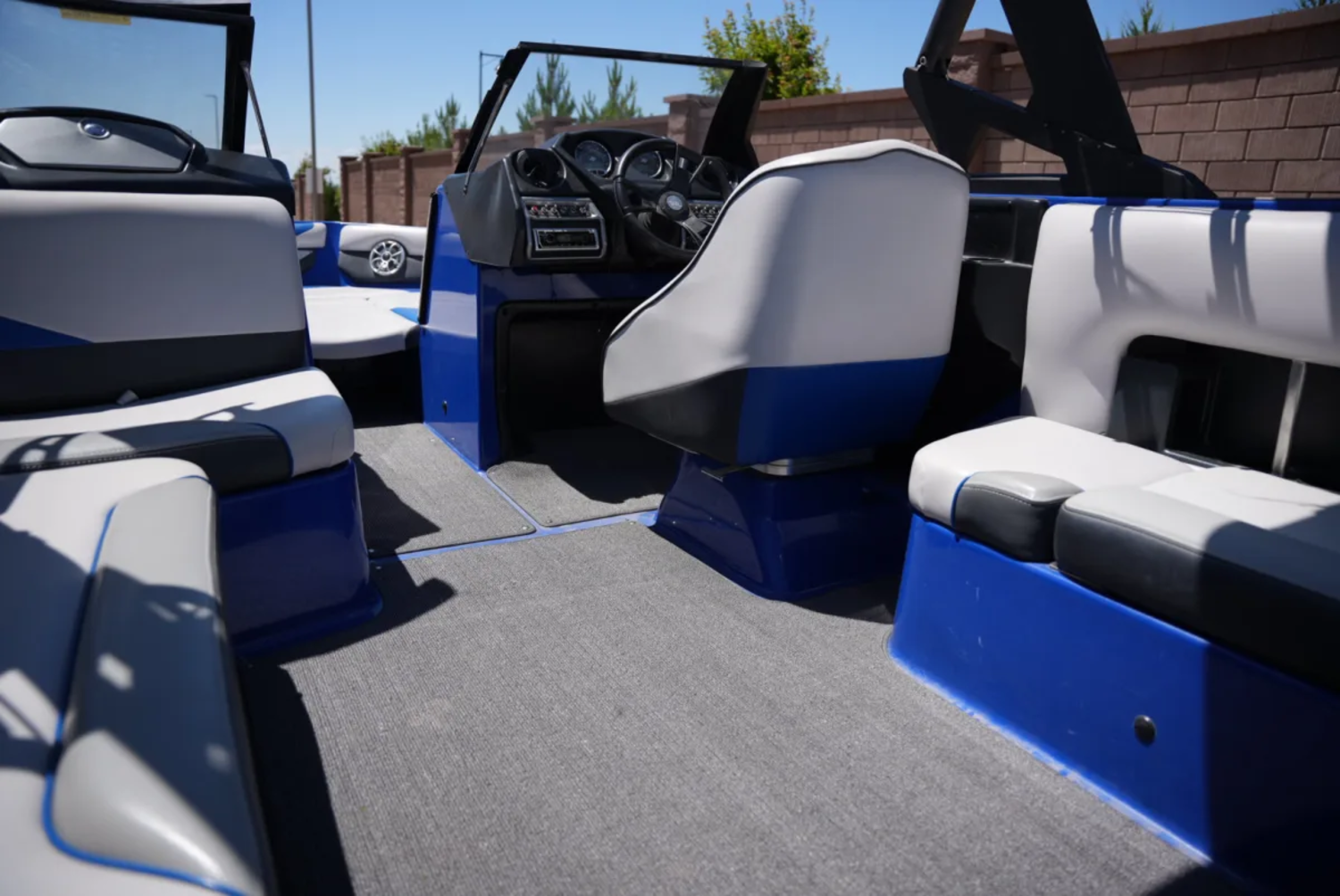 2015 Axis A24