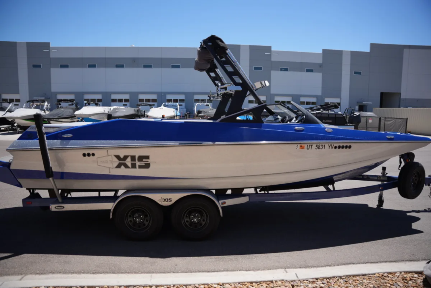 2015 Axis A24