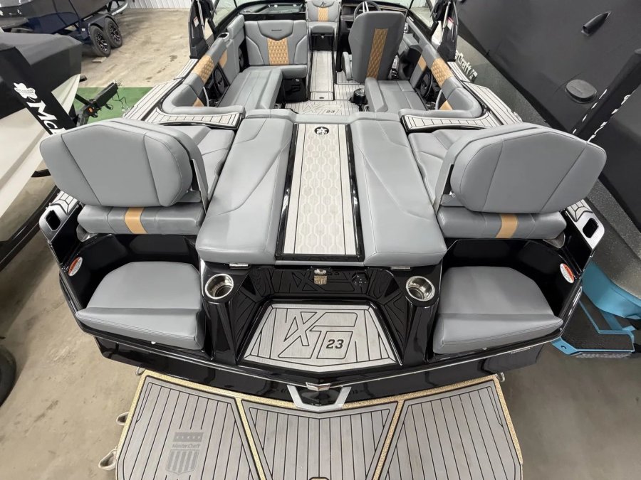 2025-mastercraft-xt23-139016-image14