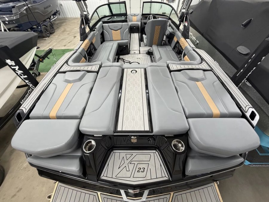 2025-mastercraft-xt23-139016-image16
