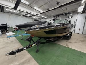 2025-mastercraft-xt23-139016-image1
