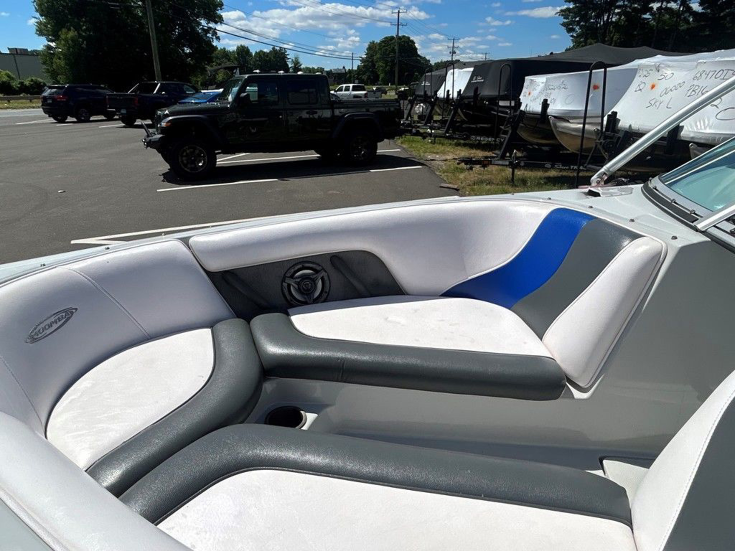 2006 MOOMBA Outback V