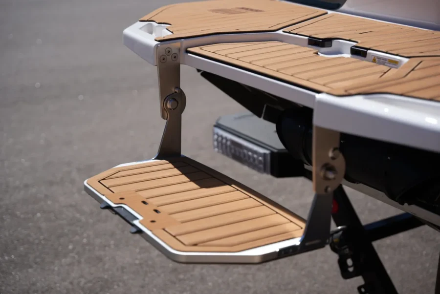 2026-mastercraft-xt24-139035-image17.webp