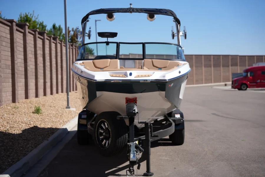 2026-mastercraft-xt24-139035-image6.webp