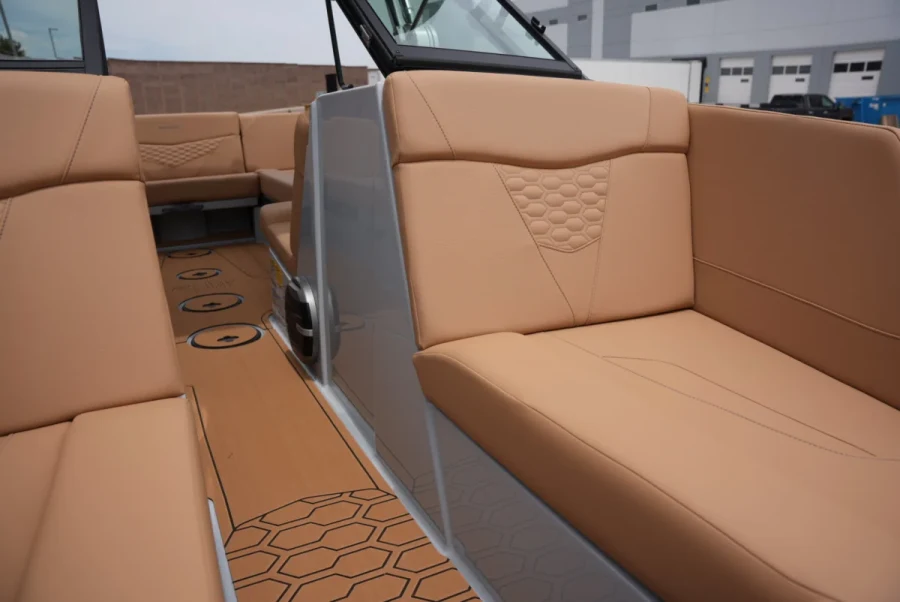 2026-mastercraft-nxt22-139039-image9.webp