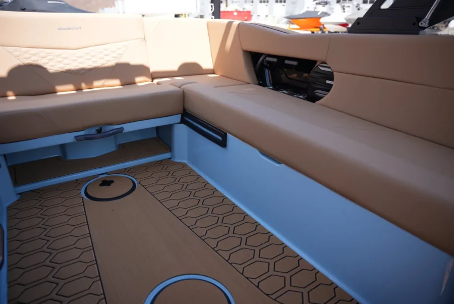 2026-mastercraft-nxt23-139040-image9.webp