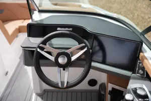 2026-mastercraft-xt20-139041-image10.webp