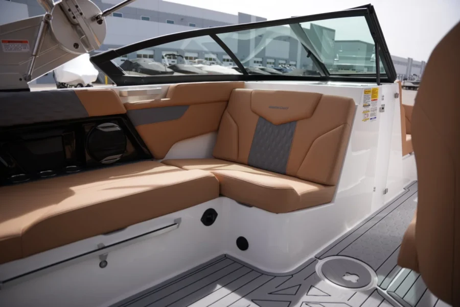 2026-mastercraft-xt20-139041-image12.webp