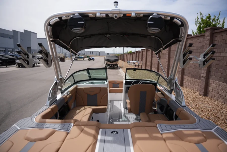 2026-mastercraft-xt20-139041-image17.webp