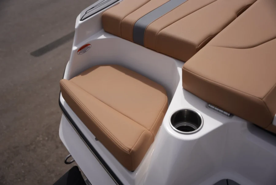 2026-mastercraft-xt20-139041-image18.webp