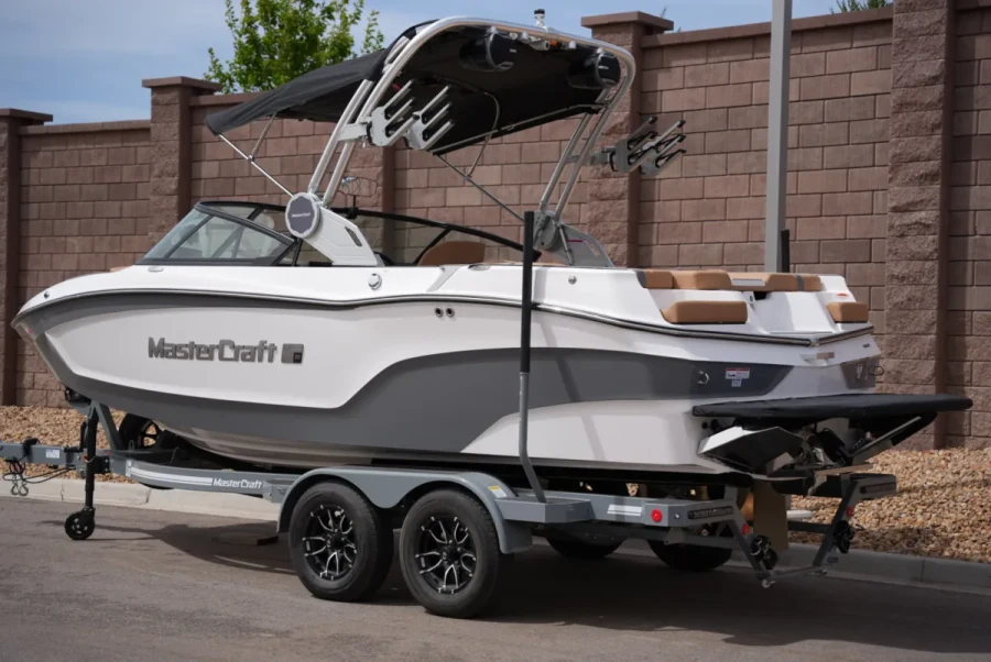 2026-mastercraft-xt20-139041-image6.webp