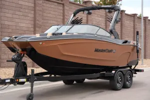 2026-mastercraft-xt22-139042-image0.webp