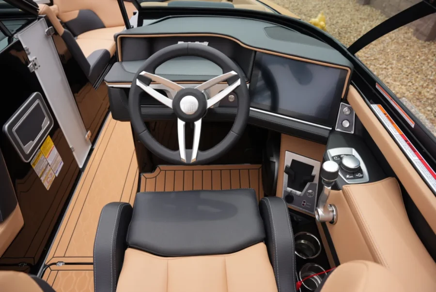 2026-mastercraft-xt22-139042-image11.webp