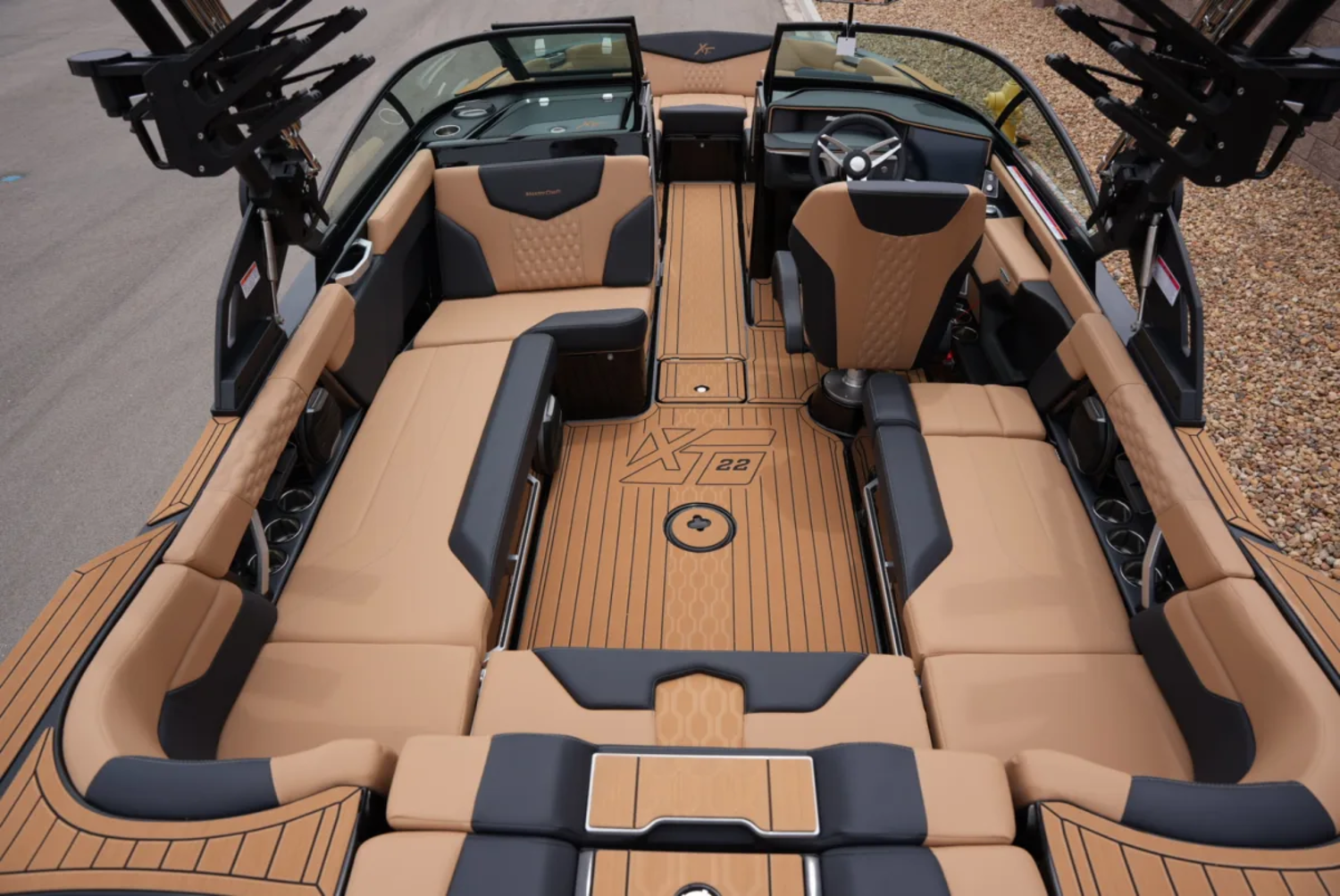 2026 MasterCraft XT22