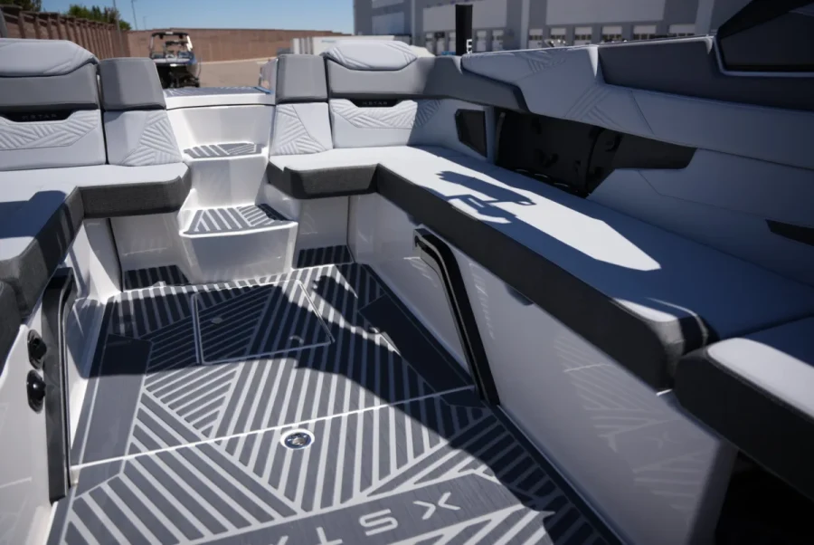 2026-mastercraft-x-star-139043-image13.webp