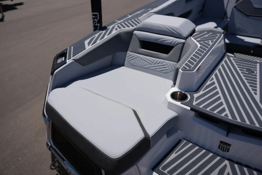 2026-mastercraft-x-star-139043-image18.webp
