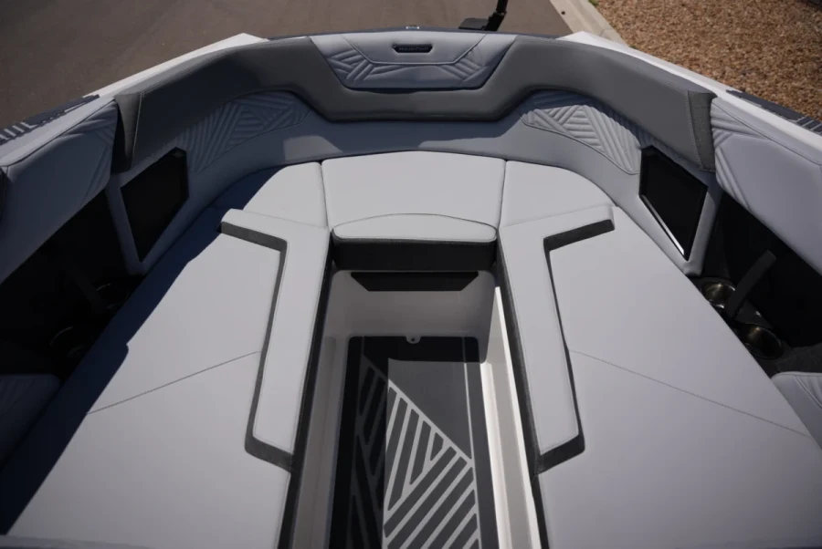2026-mastercraft-x-star-139043-image8.webp