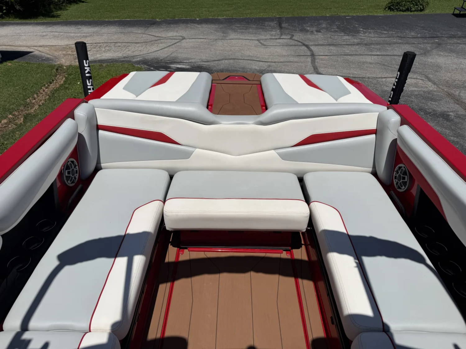 2023 Axis Boats T250