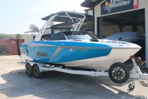 2019-malibu-wakesetter-23-lsv-139046-image1.webp
