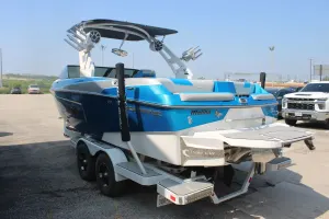 2019-malibu-wakesetter-23-lsv-139046-image5.webp