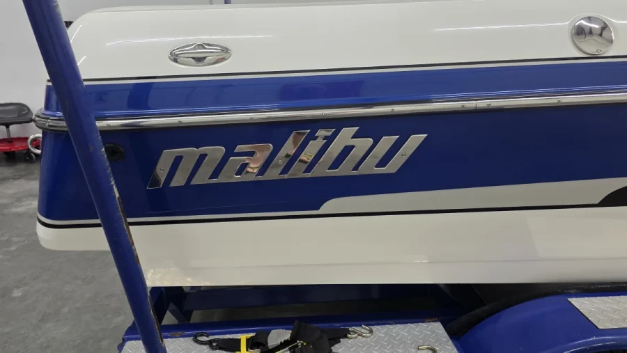 2000-malibu-wakesetter-23-lsv-139076-image1.webp