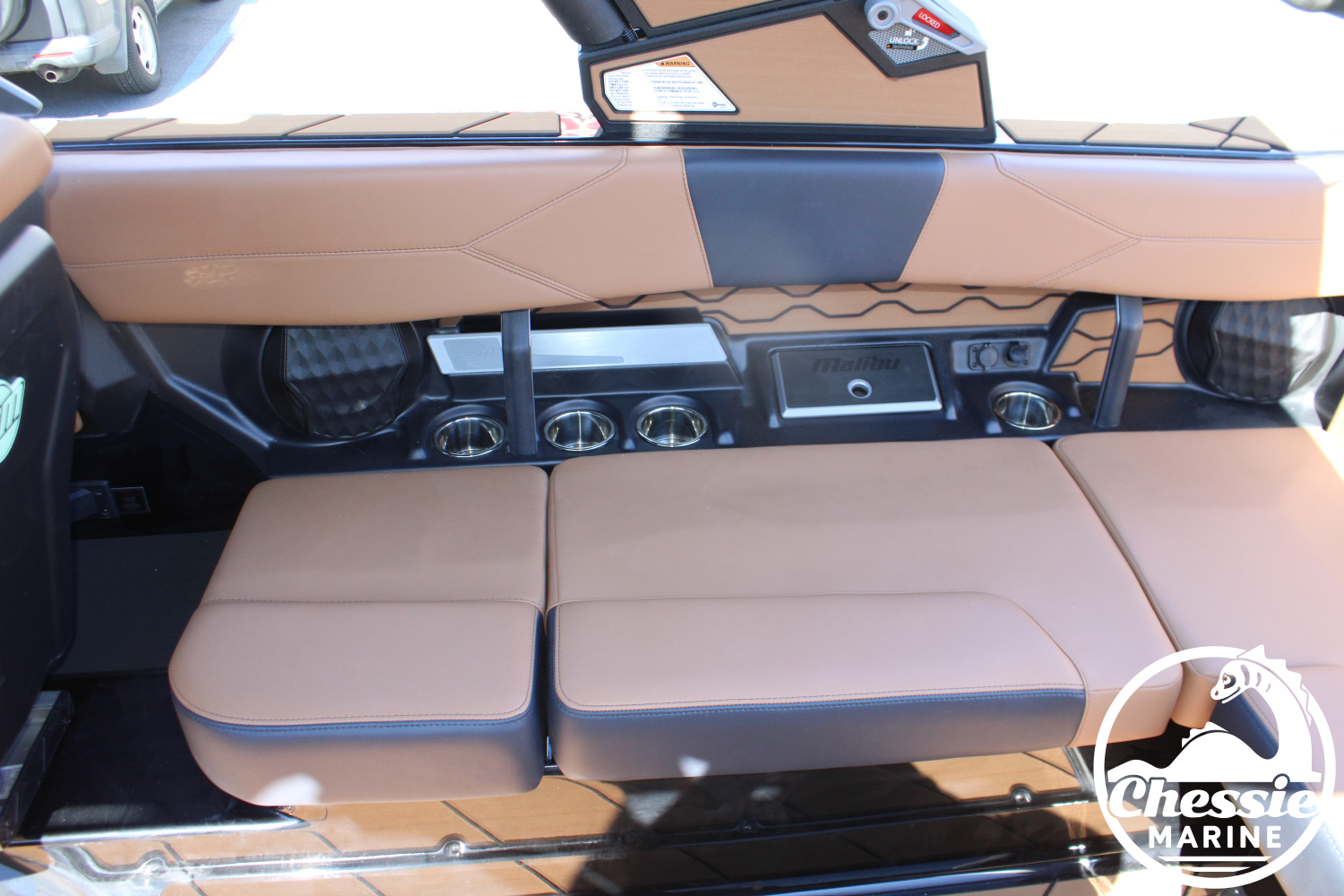 2026 Malibu 23 LSV
