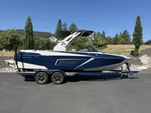 2018-malibu-wakesetter-23-lsv-139112-image0.webp