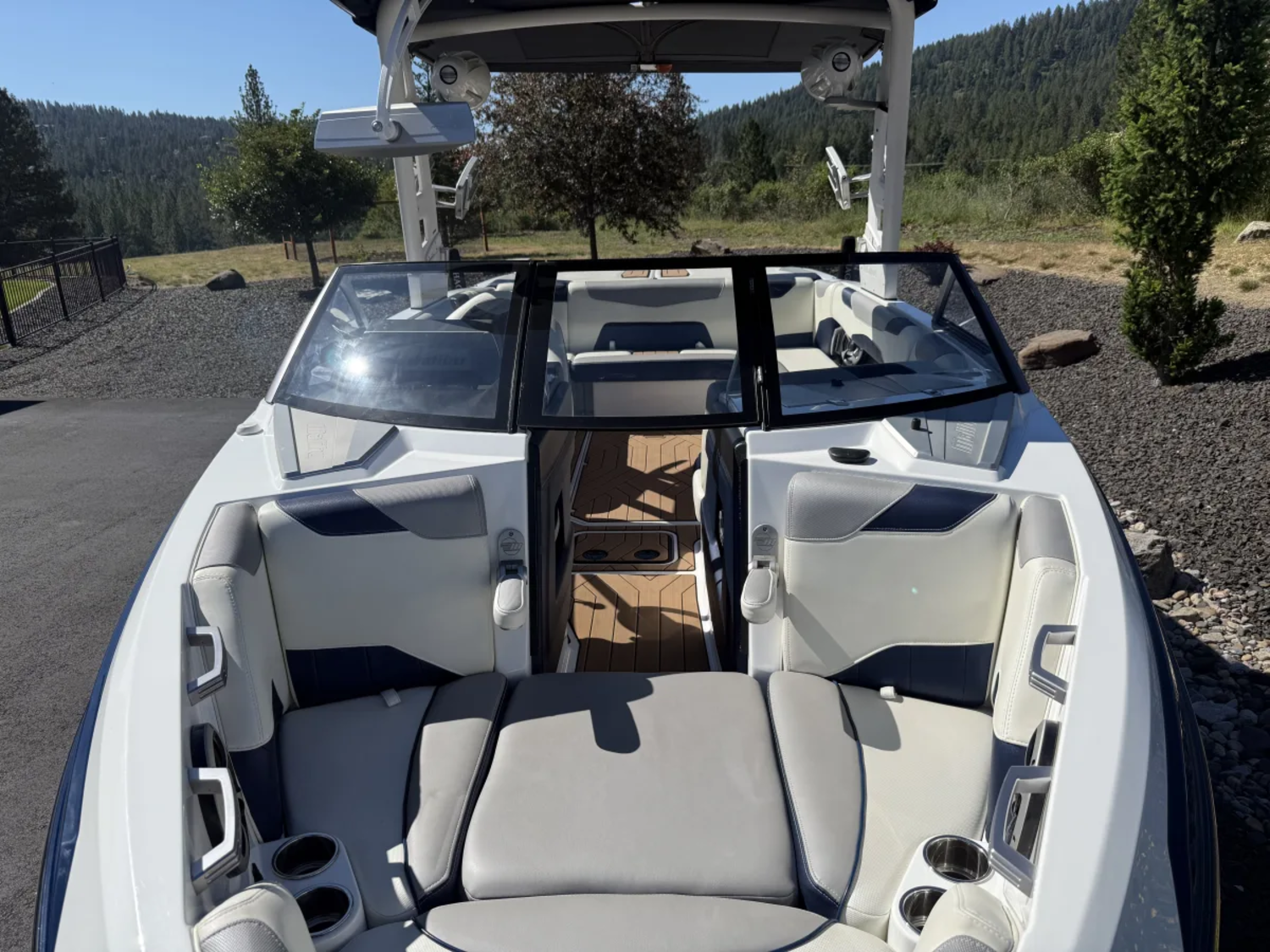 2018 Malibu Boats Wakesetter 23 LSV