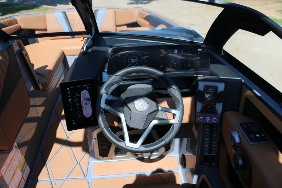 2026-malibu-m242-139116-image15.webp