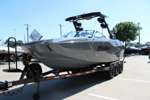 2026-malibu-m242-139116-image2.webp