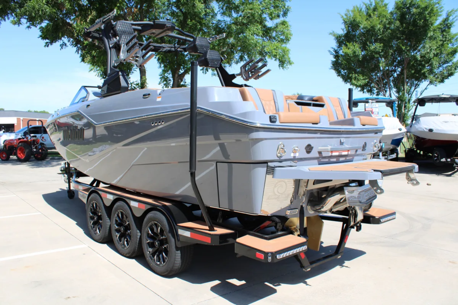 2026 Malibu M242