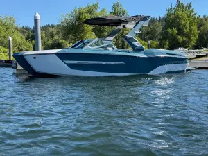 2026-mastercraft-x24-139126-image1.webp