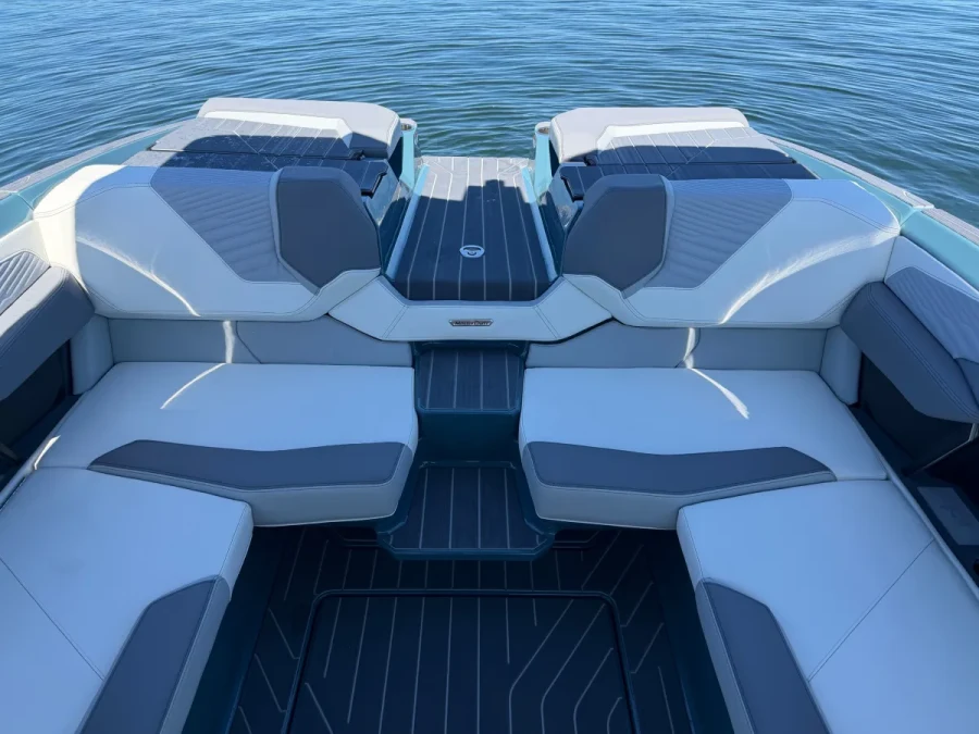 2026-mastercraft-x24-139126-image12.webp