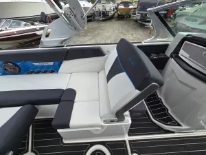 2018-mastercraft-x26-139128-image4.webp
