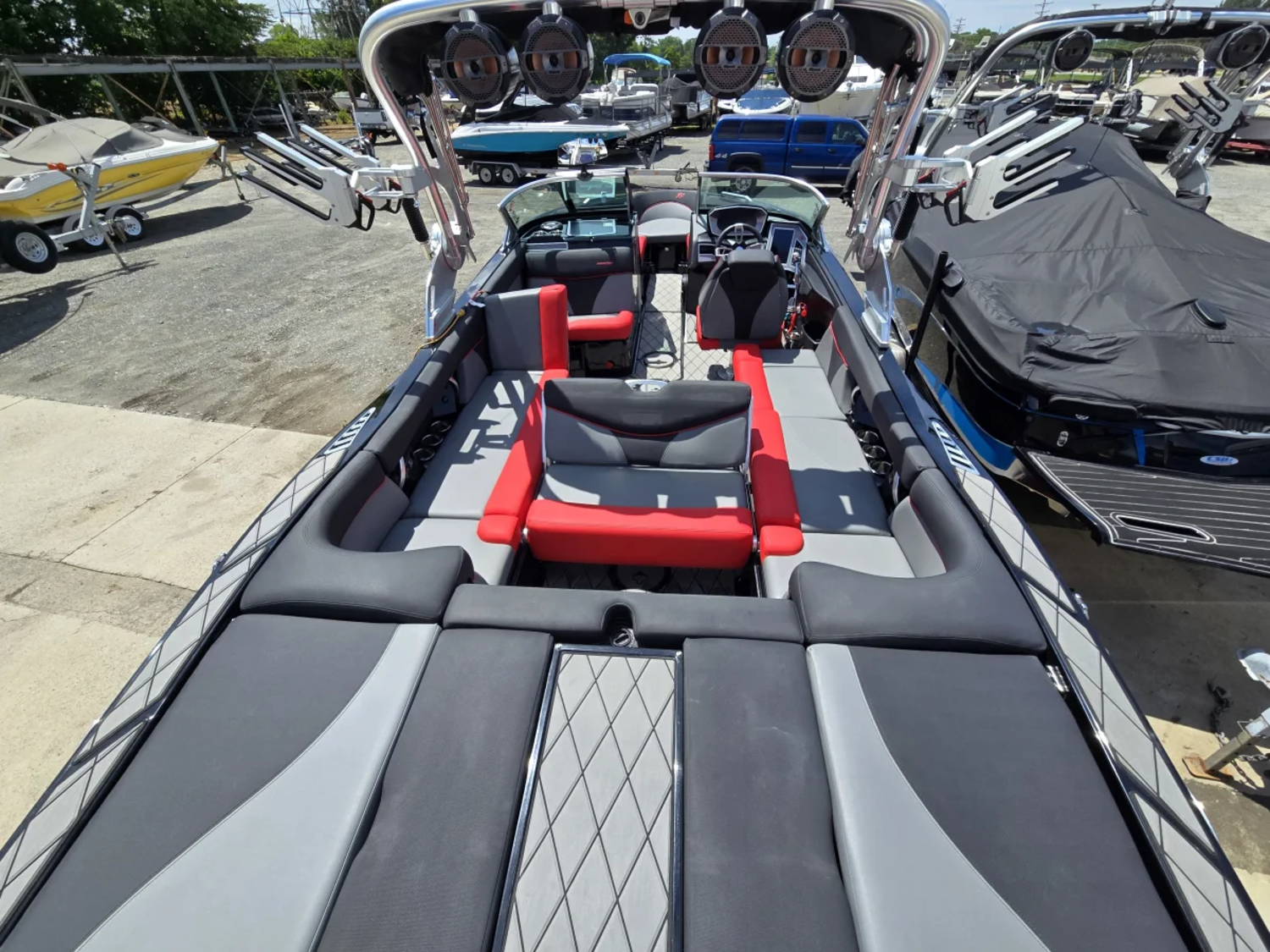 2019 Mastercraft XT25